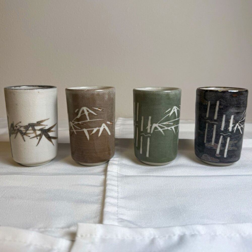 Set of 4 Japanese Ceramic Yunomi Tea Cups Handleless Sgraffito Bamboo Motif Set